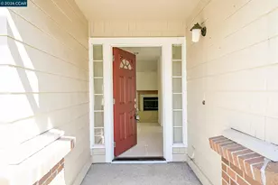 320 Warmcastle Ct, Martinez, CA 94553 - Photo 3