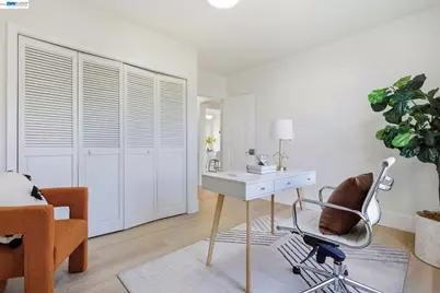 219 Jules Ave, San Francisco, CA 94112 - Photo 11