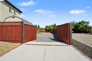 2752 Placer Dr, Oakley, CA 94561 - Photo 35