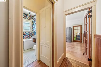 821 32nd, Oakland, CA 94608 - Photo 29