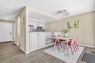 3325 Kimberly Way, San Mateo, CA 94403 - Photo 17