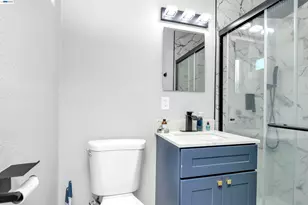 3349 Zamora Way, Stockton, CA 95206 - Photo 7