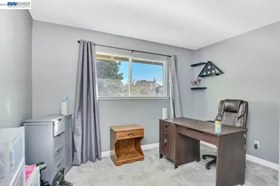 3349 Zamora Way, Stockton, CA 95206 - Photo 9