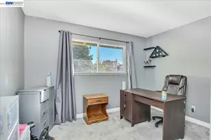 3349 Zamora Way, Stockton, CA 95206 - Photo 9