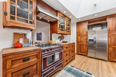 998 30th St, Richmond, CA 94804 - Photo 13