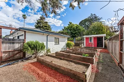 998 30th St, Richmond, CA 94804 - Photo 25