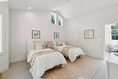 23 Valant Place, Piedmont, CA 94610 - Photo 43