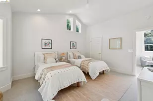 23 Valant Pl, Piedmont, CA 94610 - Photo 43