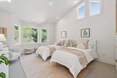 23 Valant Place, Piedmont, CA 94610 - Photo 41
