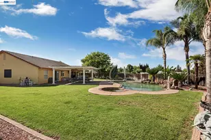 810 Vinewood Dr, Modesto, CA 95351 - Photo 19