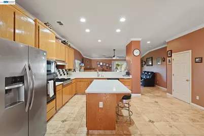 810 Vinewood Dr, Modesto, CA 95351 - Photo 5