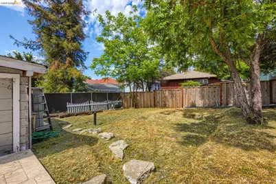 2201 Lasalle St, Martinez, CA 94553 - Photo 31