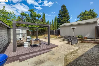 2201 Lasalle St, Martinez, CA 94553 - Photo 27