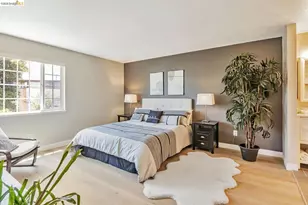 16 Town Square Pl, Oakland, CA 94603 - Photo 15