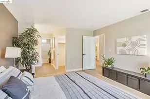 16 Town Square Pl, Oakland, CA 94603 - Photo 17