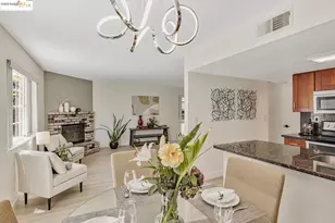 16 Town Square Pl, Oakland, CA 94603 - Photo 13