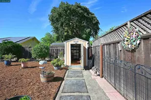 1013 Pleasant Valley Dr, Pleasant Hill, CA 94523 - Photo 39