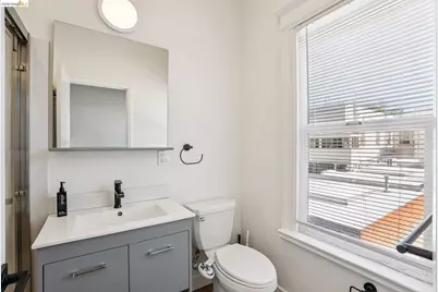 4722-4726 Shattuck Ave, Oakland, CA 94609 - Photo 17