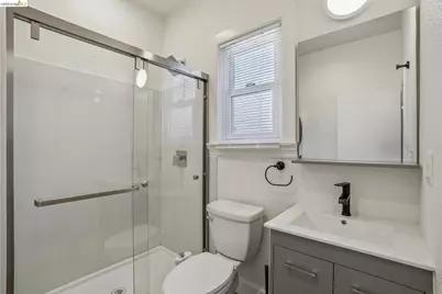 4722-4726 Shattuck Ave, Oakland, CA 94609 - Photo 35