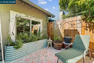 1734 Casa Grande St, Benicia, CA 94510 - Photo 29