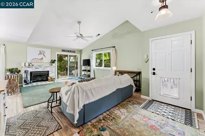 1734 Casa Grande St, Benicia, CA 94510 - Photo 3