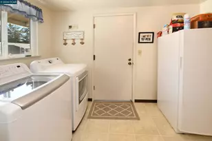 314 Semillon Cir, Clayton, CA 94517 - Photo 13