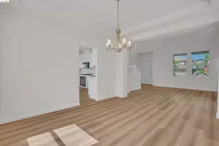 6857 Sunriver Ln, Vallejo, CA 94591 - Photo 15