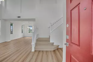 6857 Sunriver Ln, Vallejo, CA 94591 - Photo 11