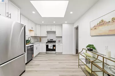 1326 Vining Dr, San Leandro, CA 94579 - Photo 15