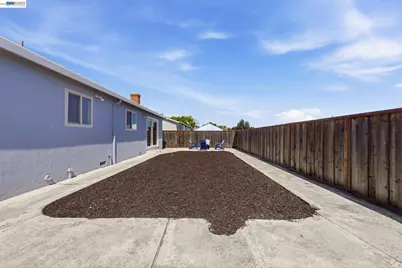 1326 Vining Dr, San Leandro, CA 94579 - Photo 47