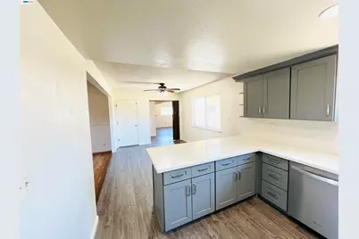 4150 Rocky Point Ct, Tracy, CA 95304 - Photo 11