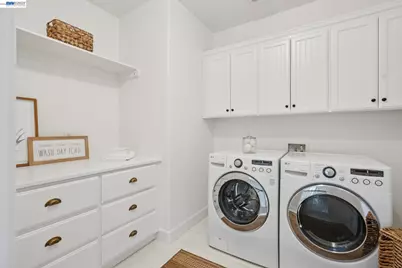 1099 Oak Hill Rd, Lafayette, CA 94549 - Photo 35