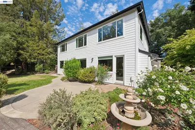 1099 Oak Hill Rd, Lafayette, CA 94549 - Photo 43
