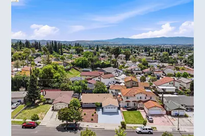 3556 Columbine Dr, San Jose, CA 95127 - Photo 31