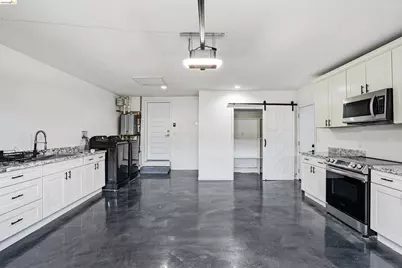 3556 Columbine Dr, San Jose, CA 95127 - Photo 29