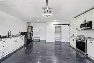 3556 Columbine Dr, San Jose, CA 95127 - Photo 29