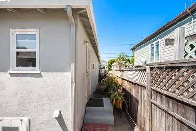 1912 Lafayette St, Alameda, CA 94501 - Photo 9