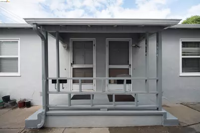 1912 Lafayette St, Alameda, CA 94501 - Photo 3