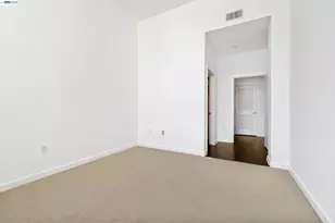 630 Thomas L Berkley Way, Oakland, CA 94612 - Photo 15