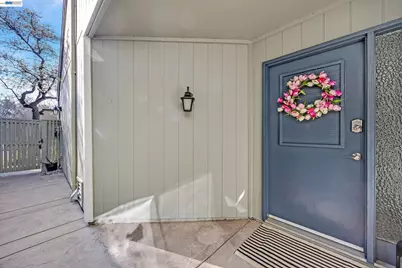 7551 Maywood Dr, Pleasanton, CA 94588 - Photo 3