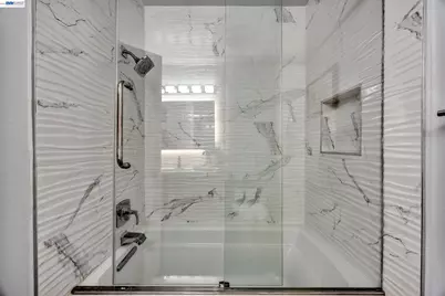 7551 Maywood Dr, Pleasanton, CA 94588 - Photo 21