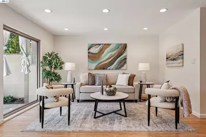 1104 Island Dr, Alameda, CA 94502 - Photo 5