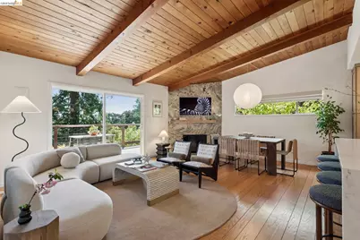 6874 Chambers Dr., Oakland, CA 94611 - Photo 1