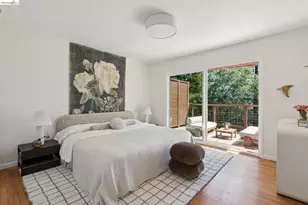 6874 Chambers Dr, Oakland, CA 94611 - Photo 23