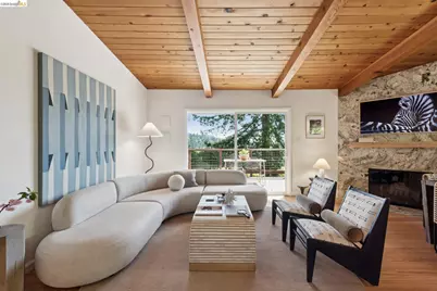 6874 Chambers Dr., Oakland, CA 94611 - Photo 7