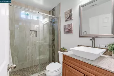 1331 Pear Dr, Concord, CA 94518 - Photo 23