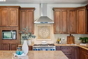 6929 Bristol Dr, Berkeley, CA 94705 - Photo 23