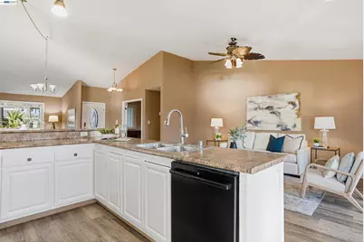 5502 Drakes Ct, Discovery Bay, CA 94505 - Photo 15