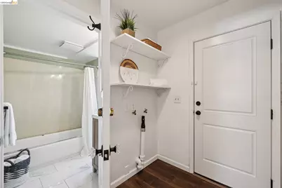 2564 35th Ave, Oakland, CA 94601 - Photo 35