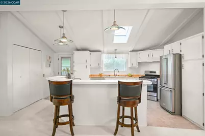 1201 Monument Blvd #76, Concord, CA 94520 - Photo 11